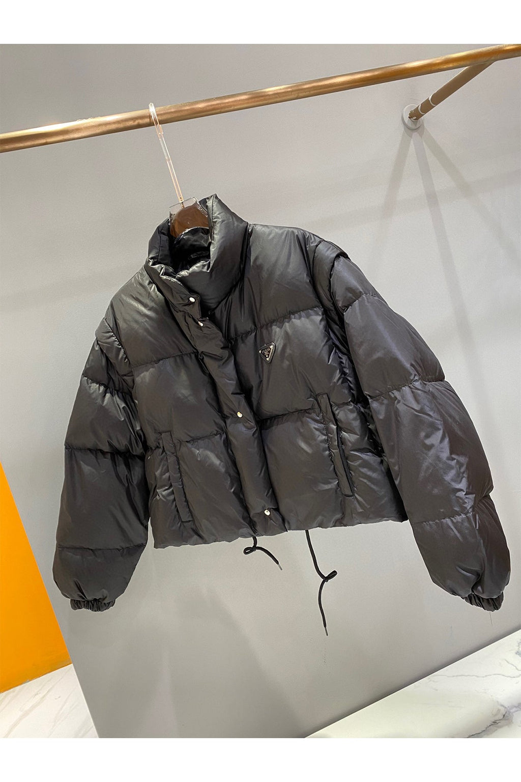 105594 Women Jackets - 24HEARTZ