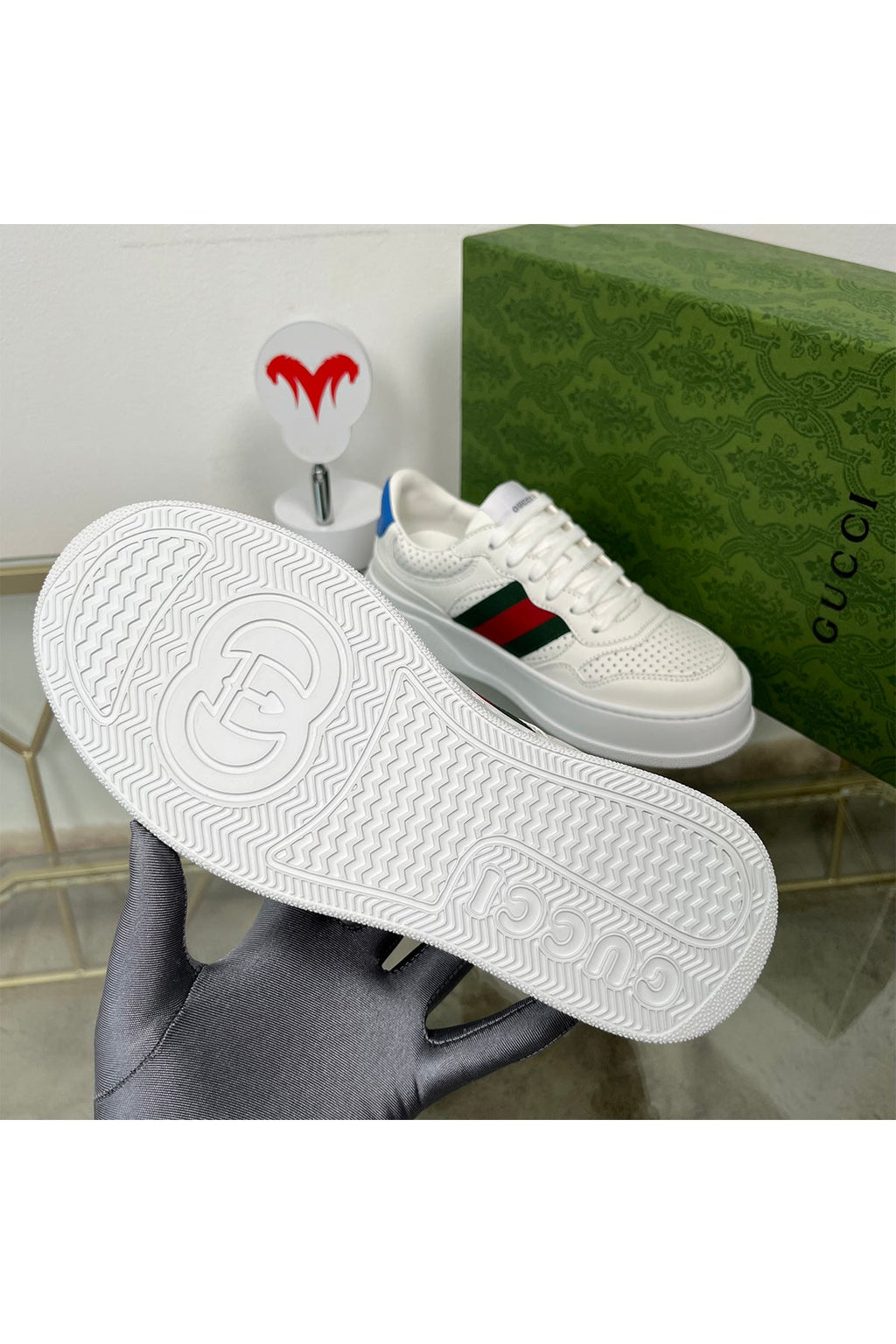 105832 Women Shoes - 24HEARTZ