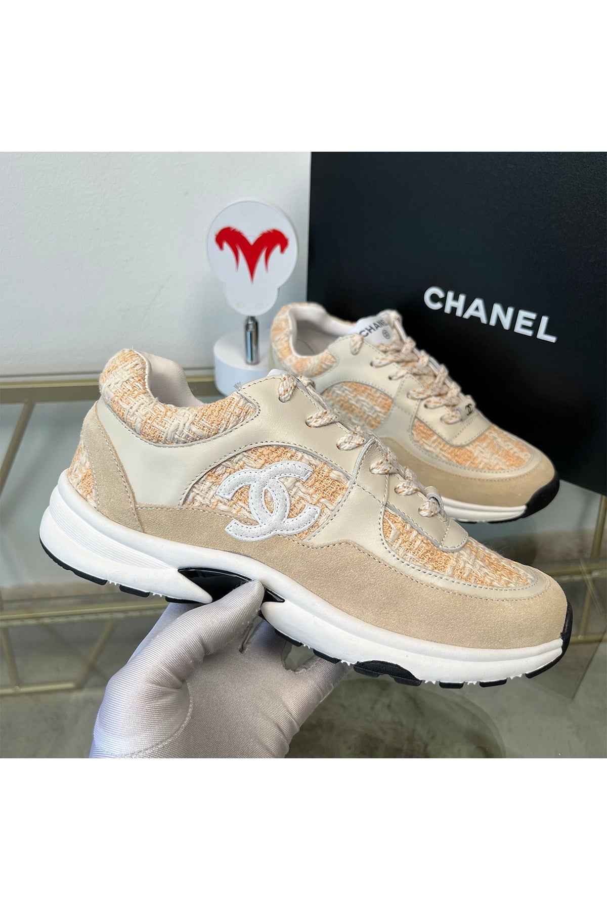105838 Women Shoes - 24HEARTZ