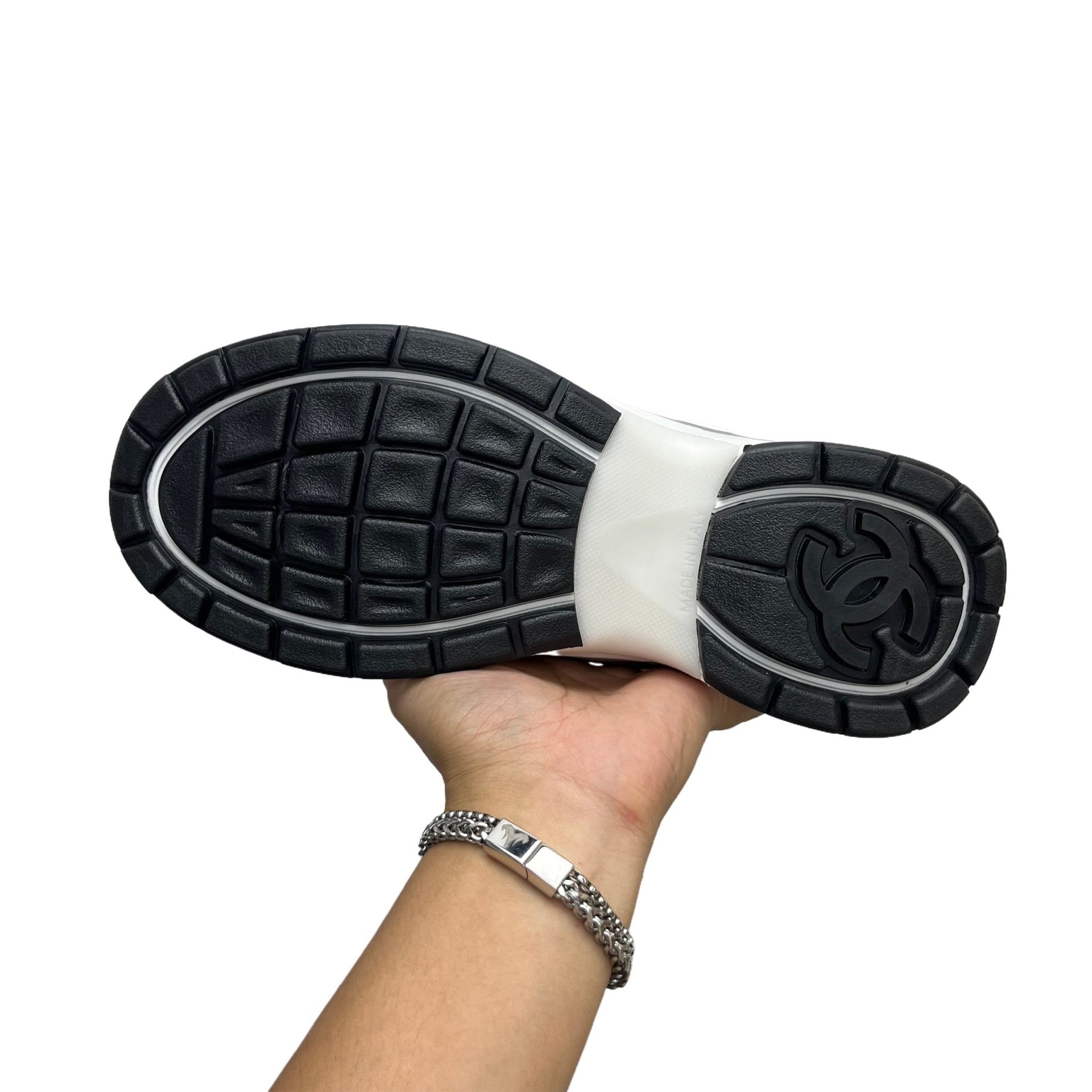 106028 Women Shoes - 24HEARTZ