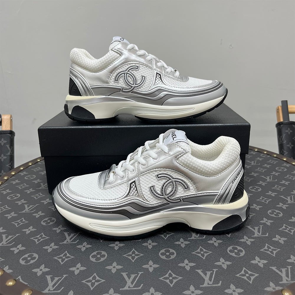 106028 Women Shoes - 24HEARTZ