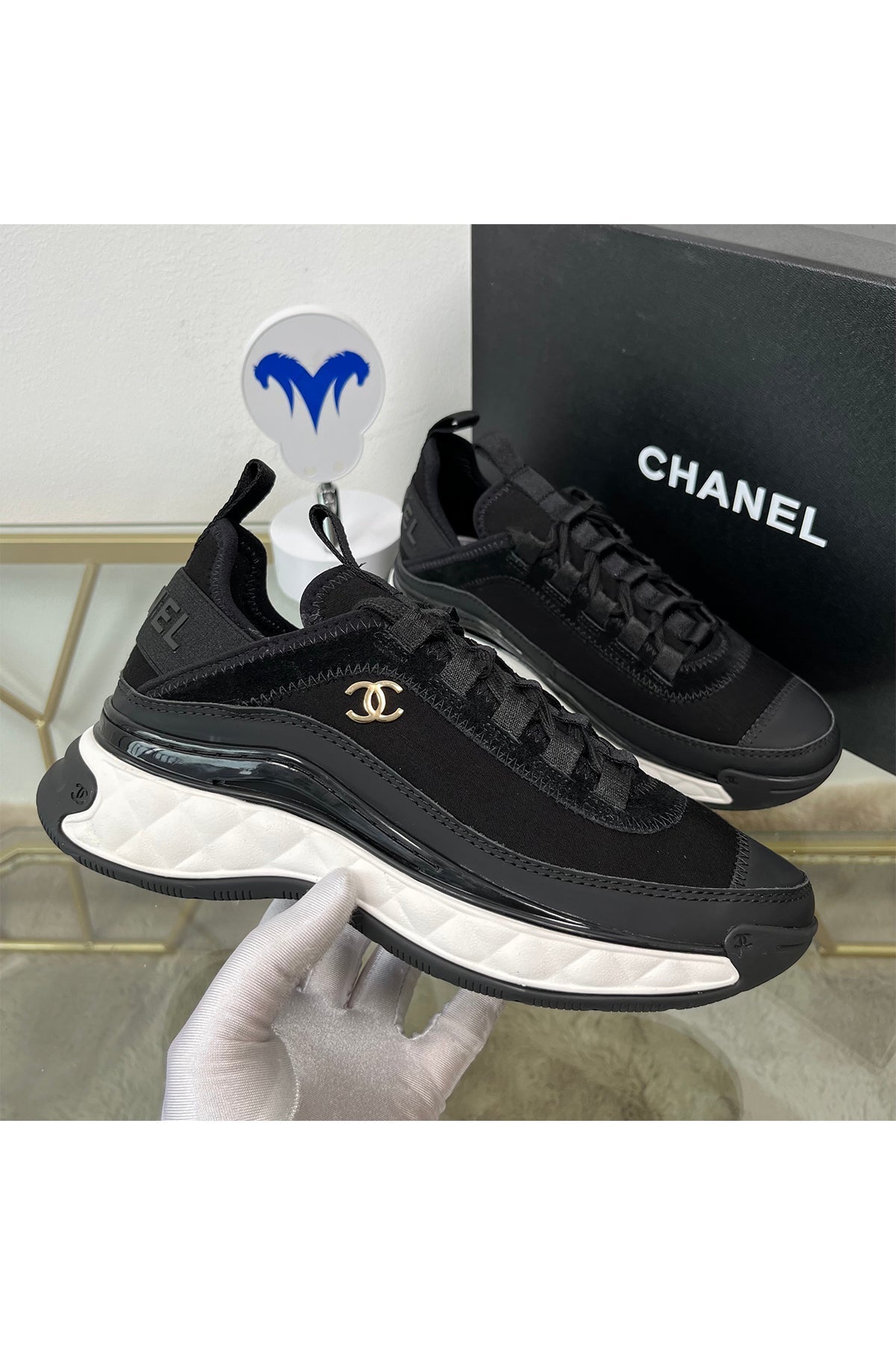 106042 Women Shoes - 24HEARTZ