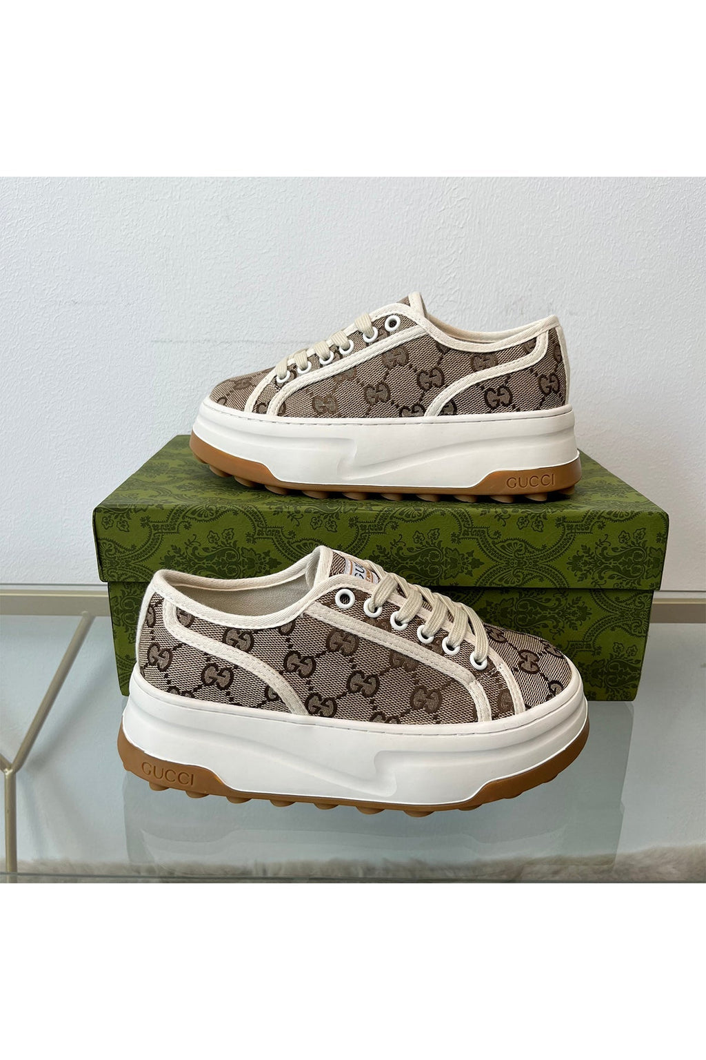 106082 Women Shoes - 24HEARTZ
