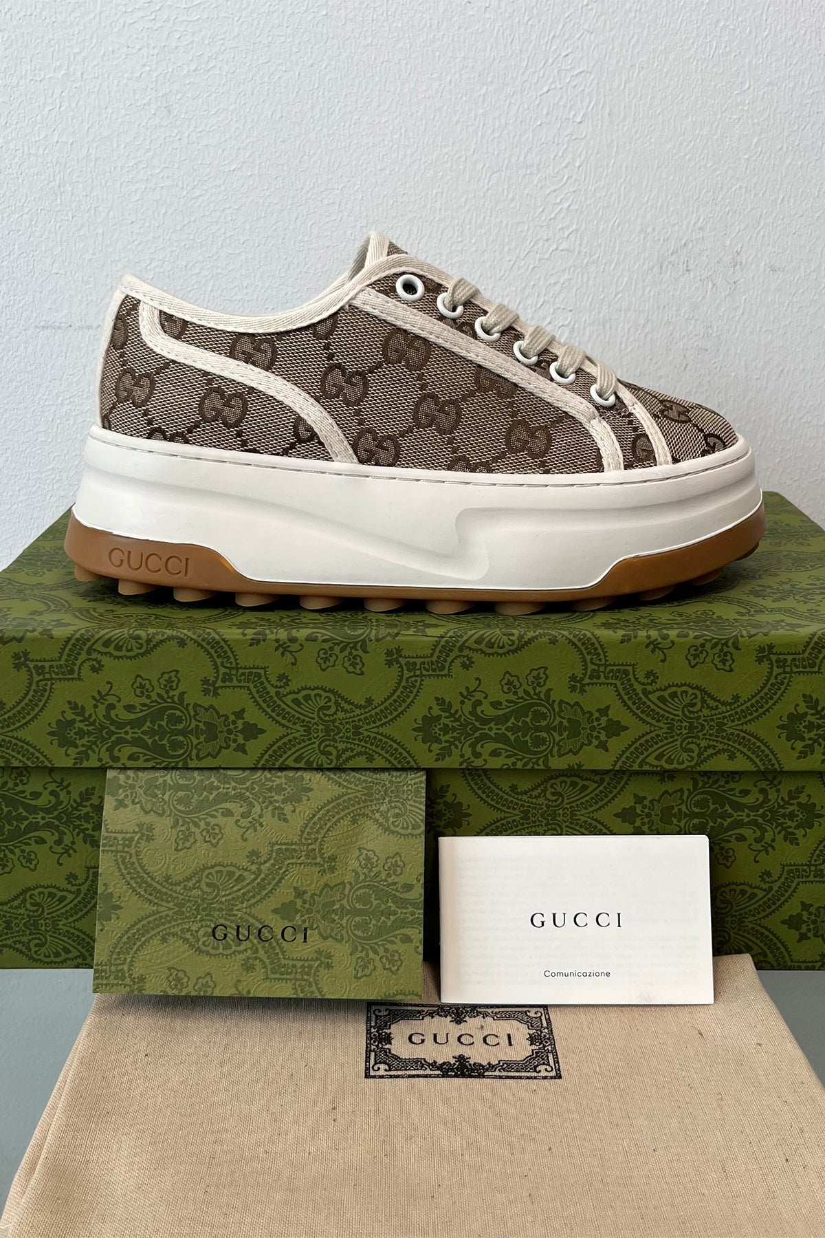 106082 Women Shoes - 24HEARTZ
