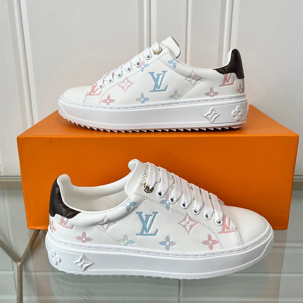 107891 Women Shoes - 24HEARTZ