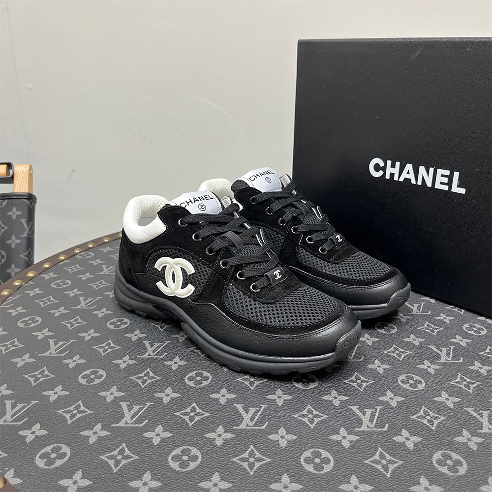 117027 Women Shoes - 24HEARTZ