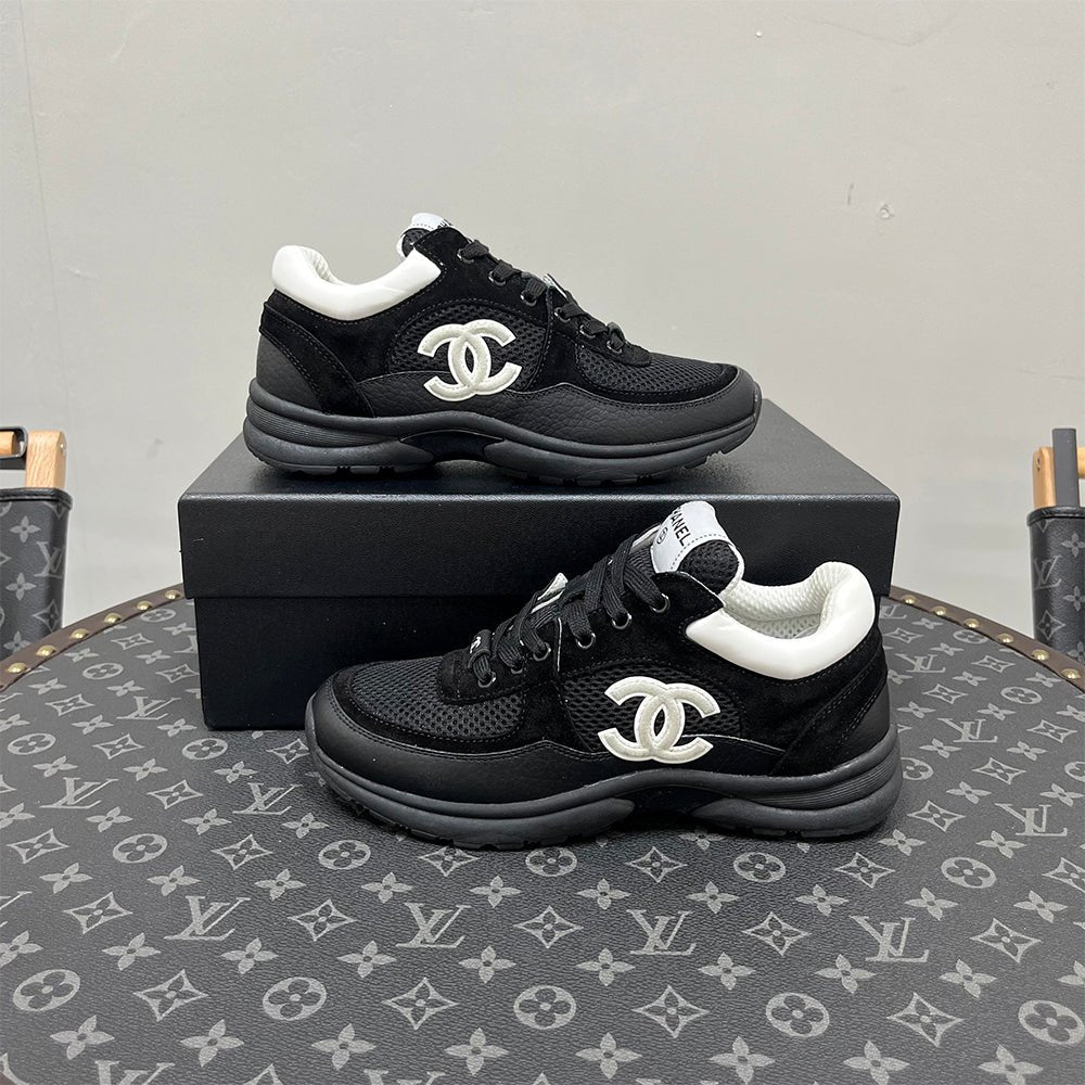 117027 Women Shoes - 24HEARTZ