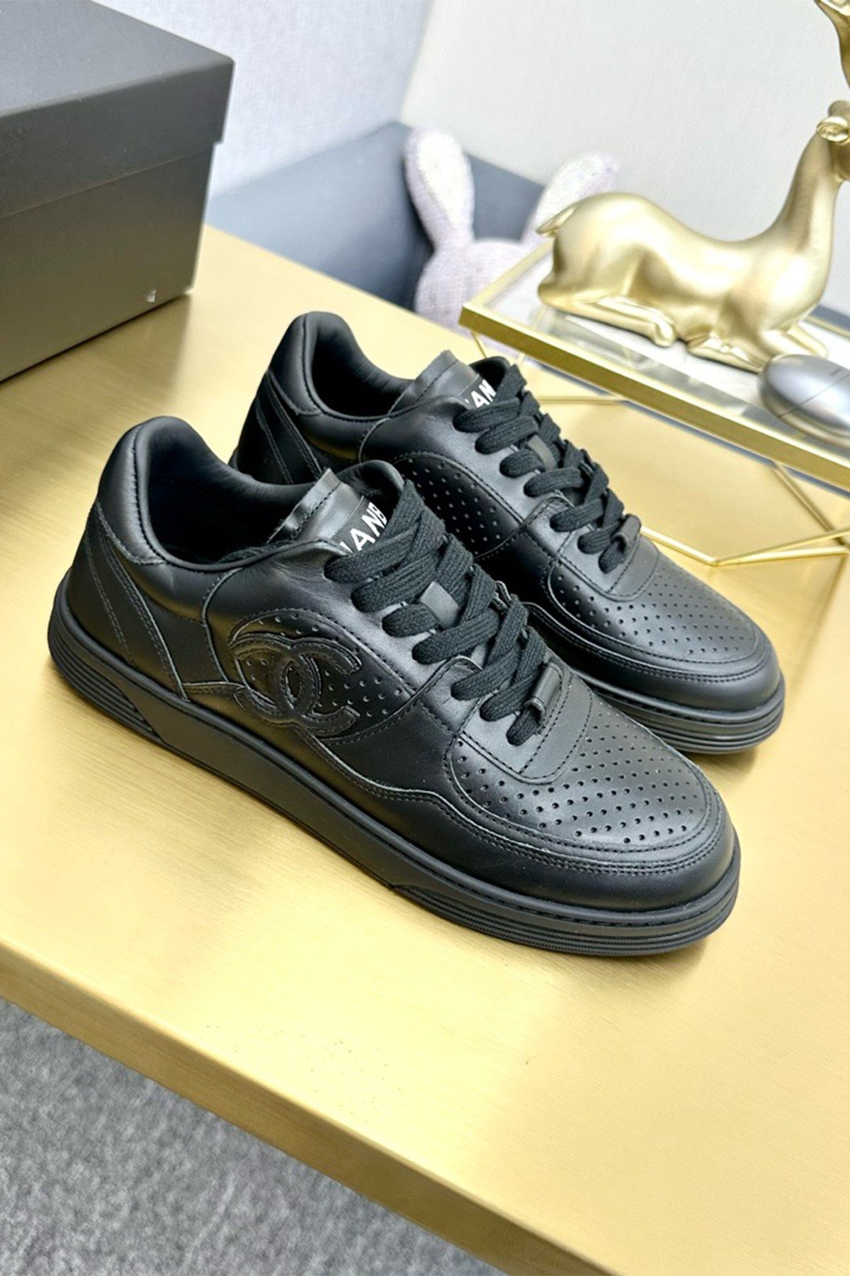 117036 Women Shoes - 24HEARTZ