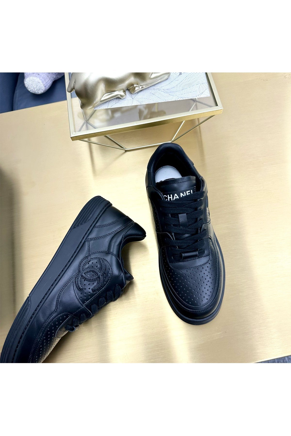 117036 Women Shoes - 24HEARTZ