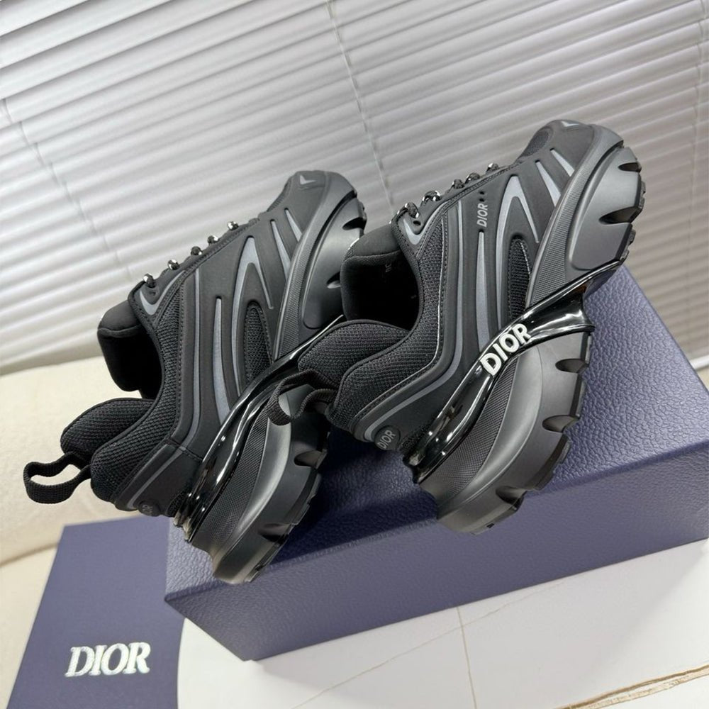 121457 Women Shoes - 24HEARTZ