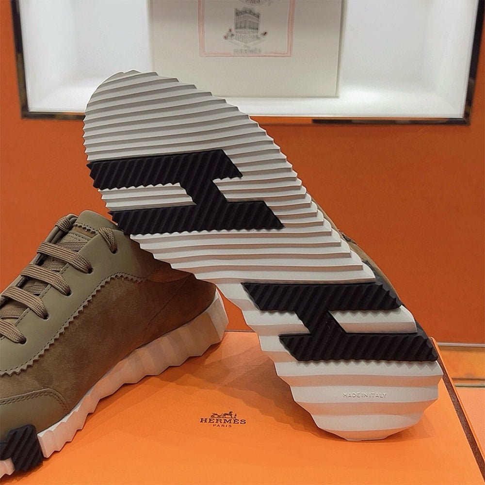 121764 Women Shoes - 24HEARTZ