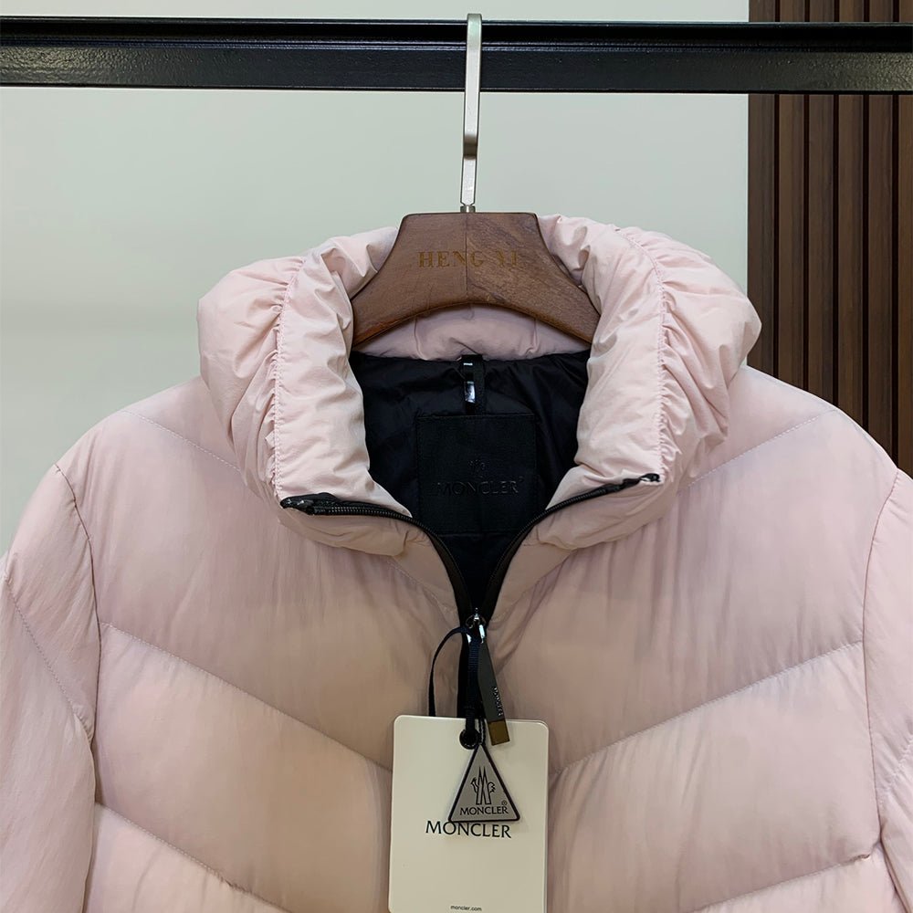 121986 Women Jackets - 24HEARTZ