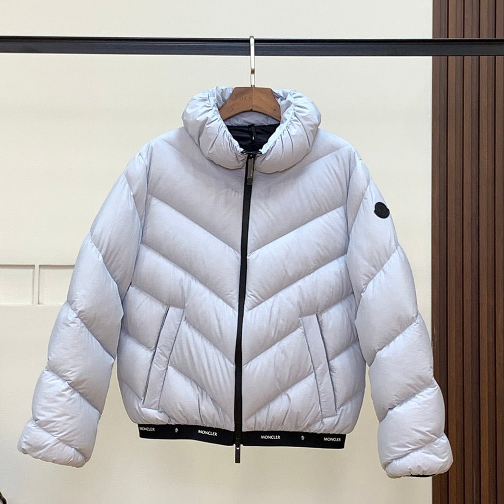 121987 Women Jackets - 24HEARTZ