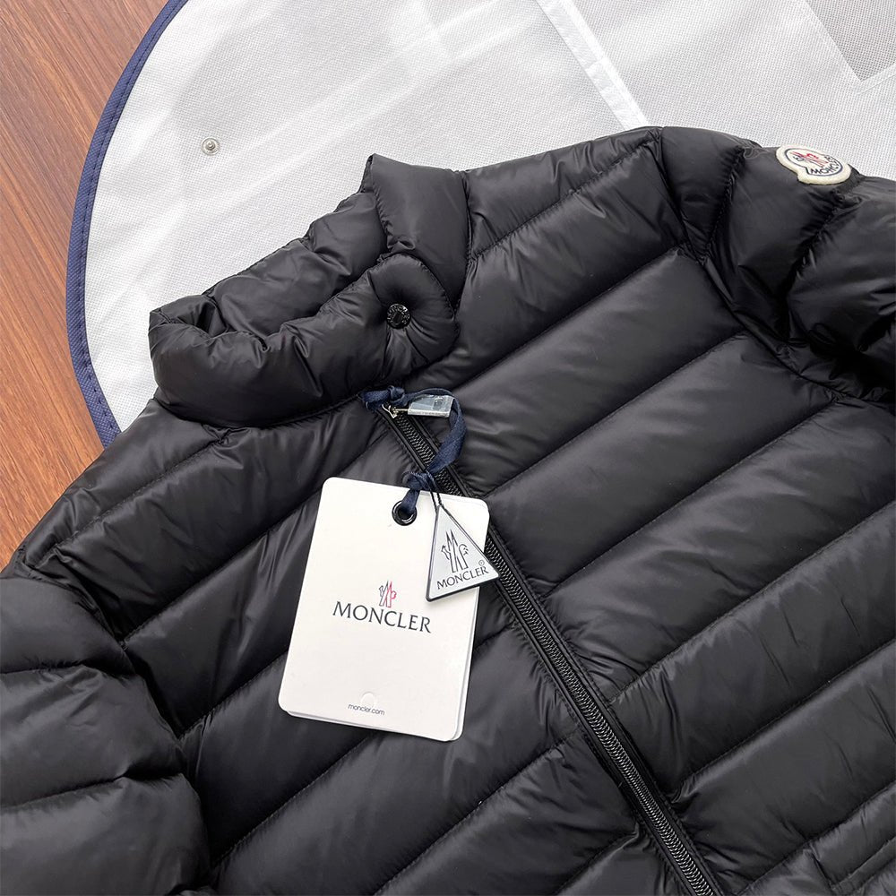 122009 Women Jackets - 24HEARTZ