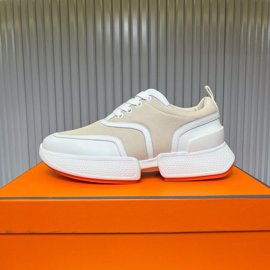 122057 Women Shoes - 24HEARTZ