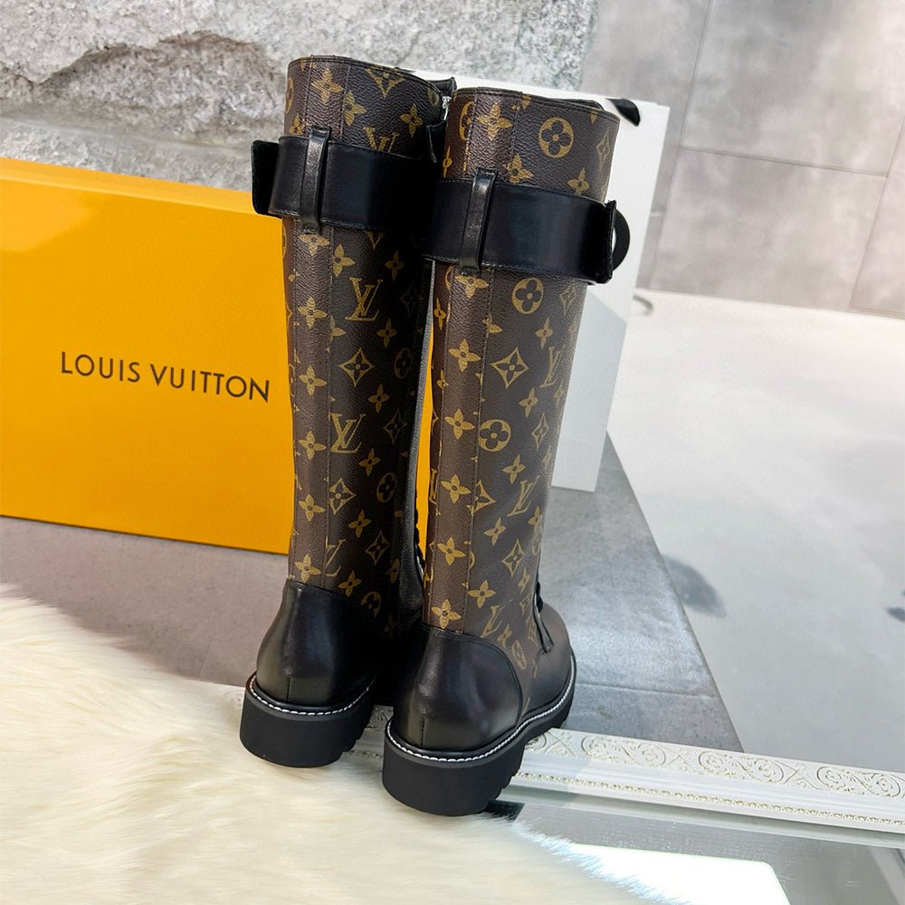 122089 Women Shoes - 24HEARTZ