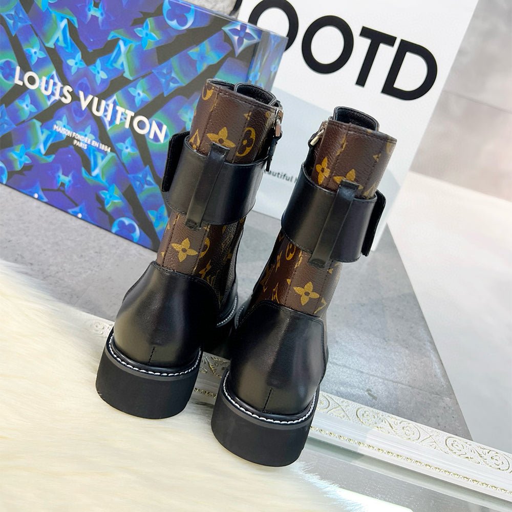 122091 Women Shoes - 24HEARTZ