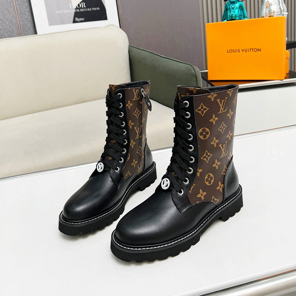 122092 Women Shoes - 24HEARTZ
