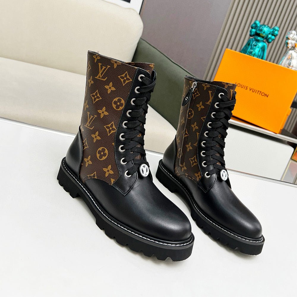 122092 Women Shoes - 24HEARTZ