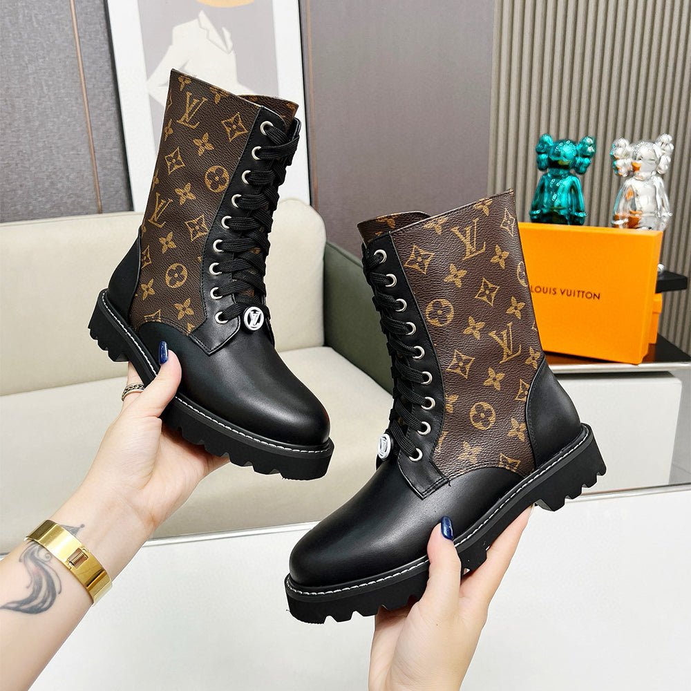 122092 Women Shoes - 24HEARTZ