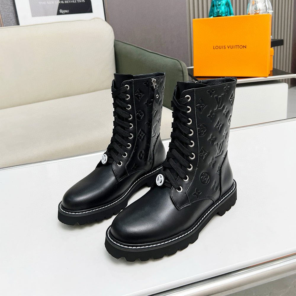 122093 Women Shoes - 24HEARTZ