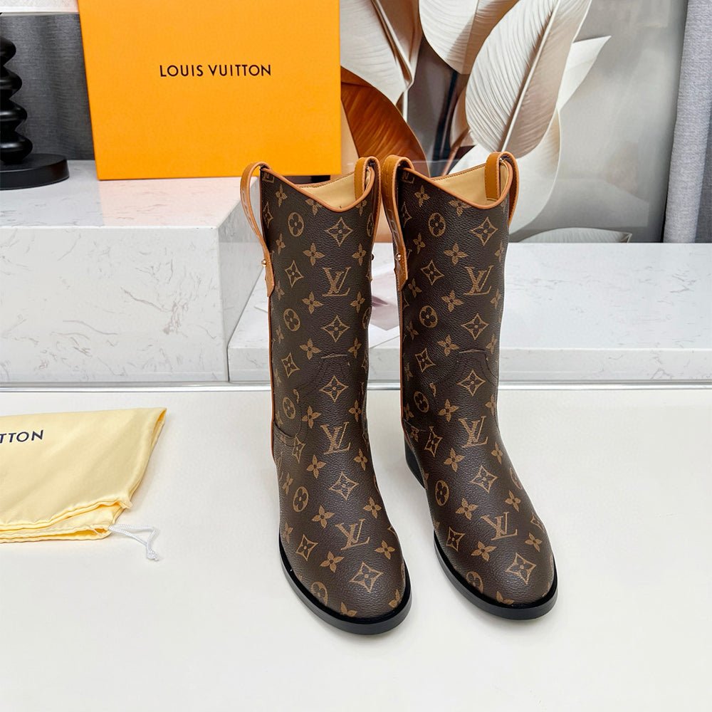 122096 Women Shoes - 24HEARTZ
