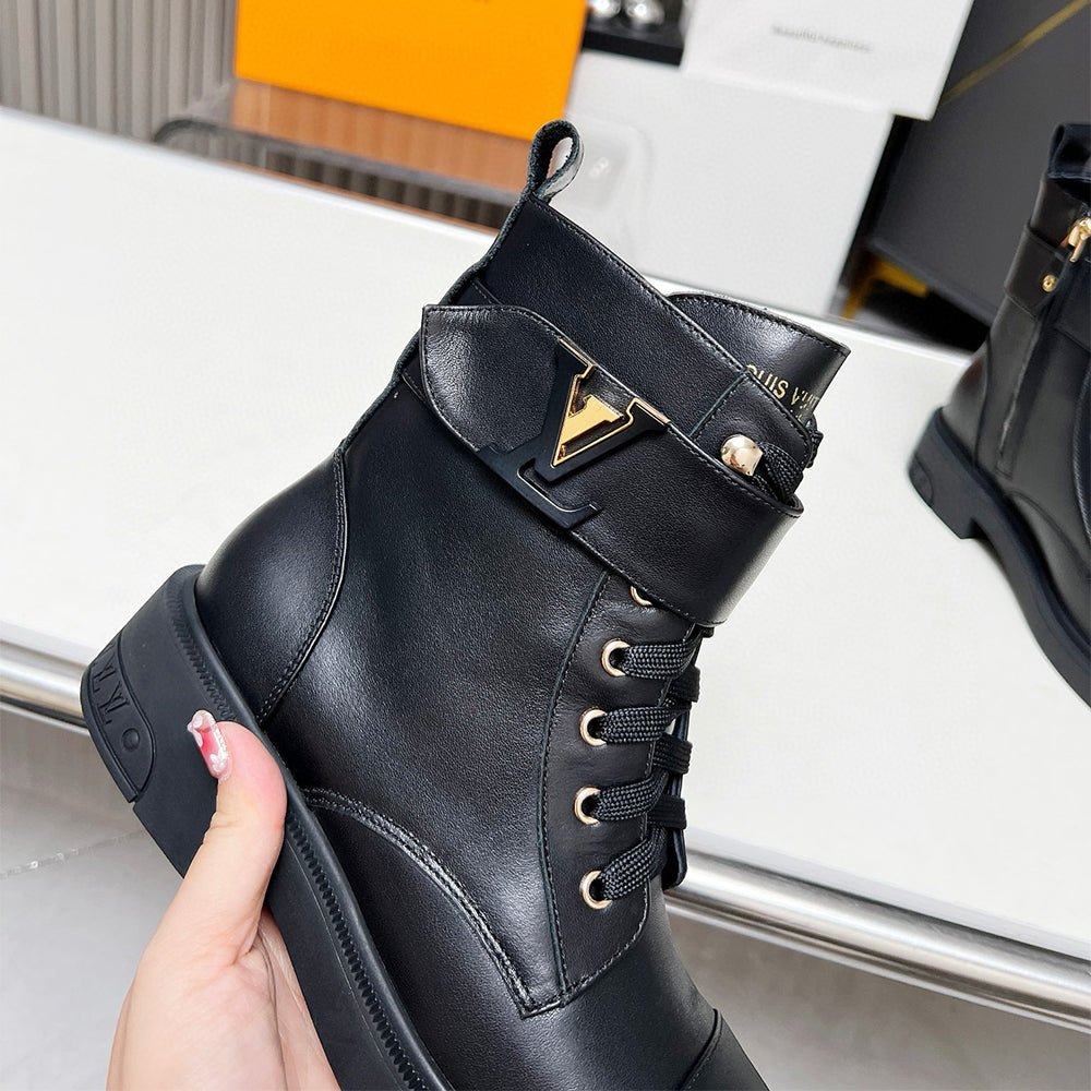 122098 Women Shoes - 24HEARTZ