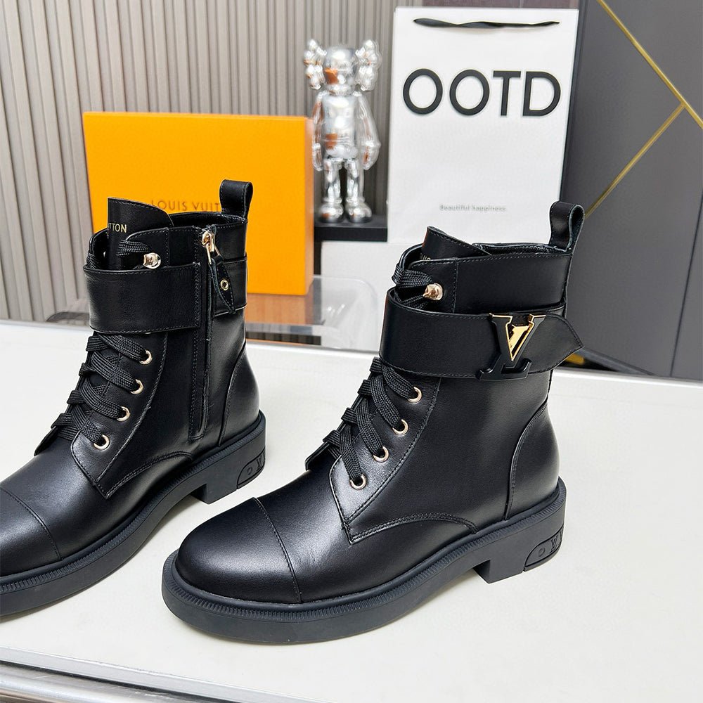 122098 Women Shoes - 24HEARTZ