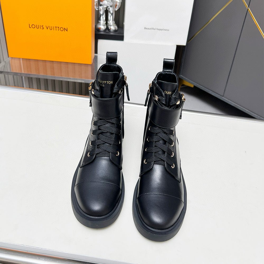 122098 Women Shoes - 24HEARTZ