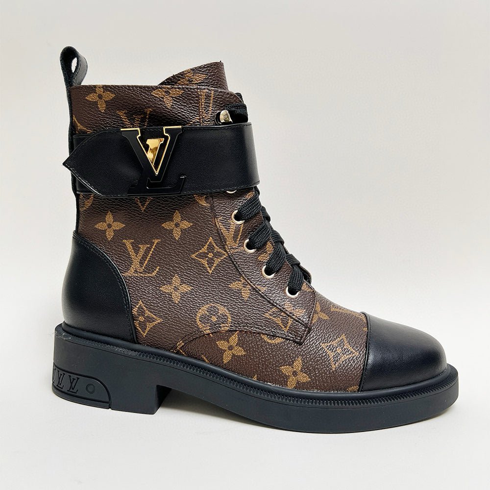 122099 Women Shoes - 24HEARTZ