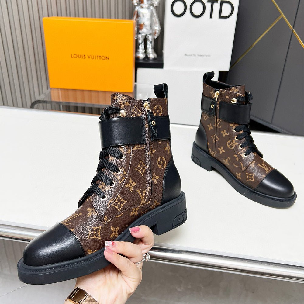 122099 Women Shoes - 24HEARTZ