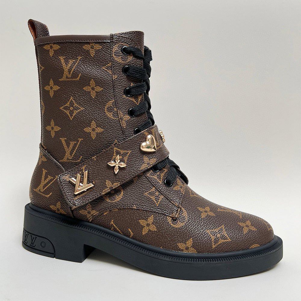 122100 Women Shoes - 24HEARTZ