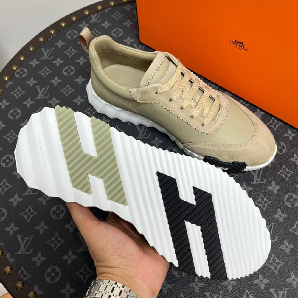 122173 Women Shoes - 24HEARTZ