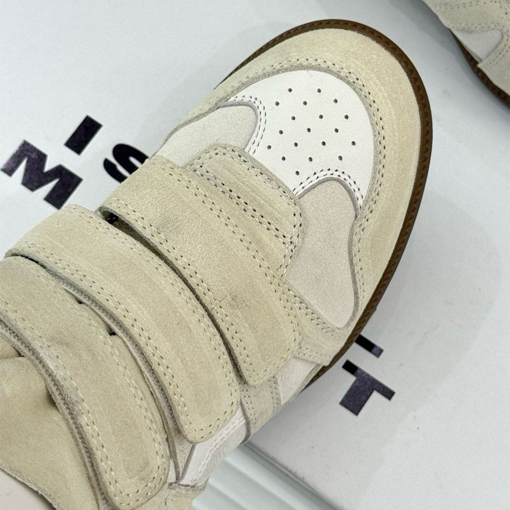 122191 Women Shoes - 24HEARTZ