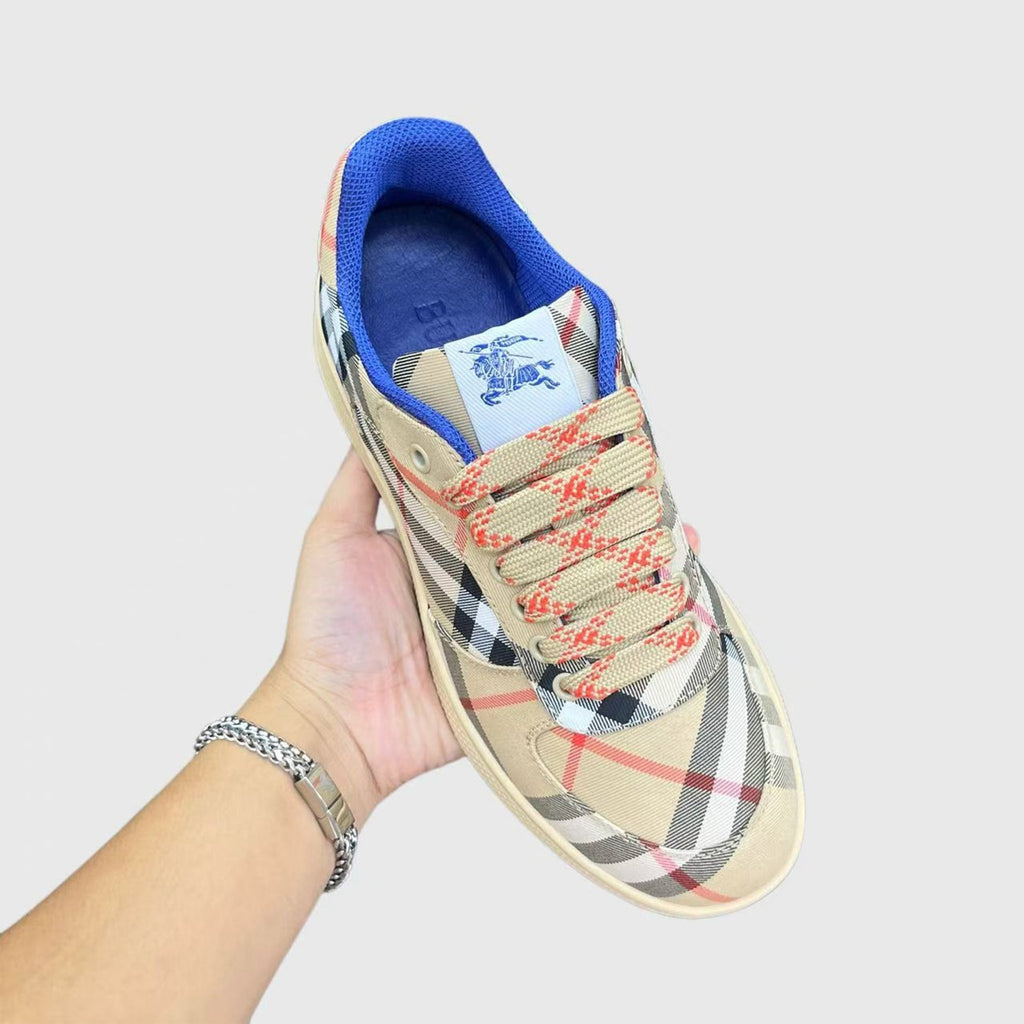 122294 Women Shoes - 24HEARTZ