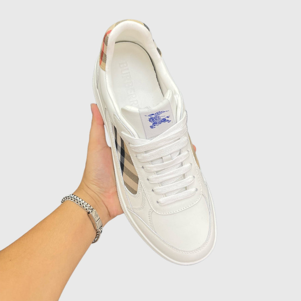 122297 Women Shoes - 24HEARTZ