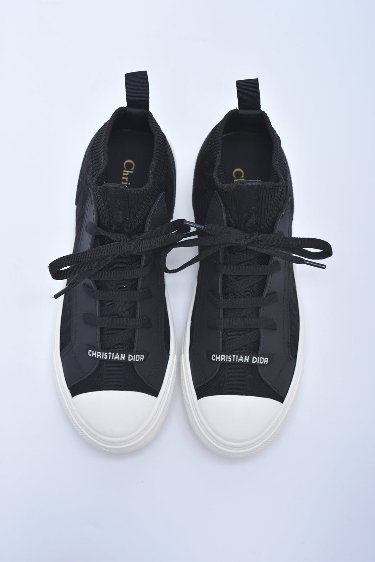 84252 Women Shoes - 24HEARTZ