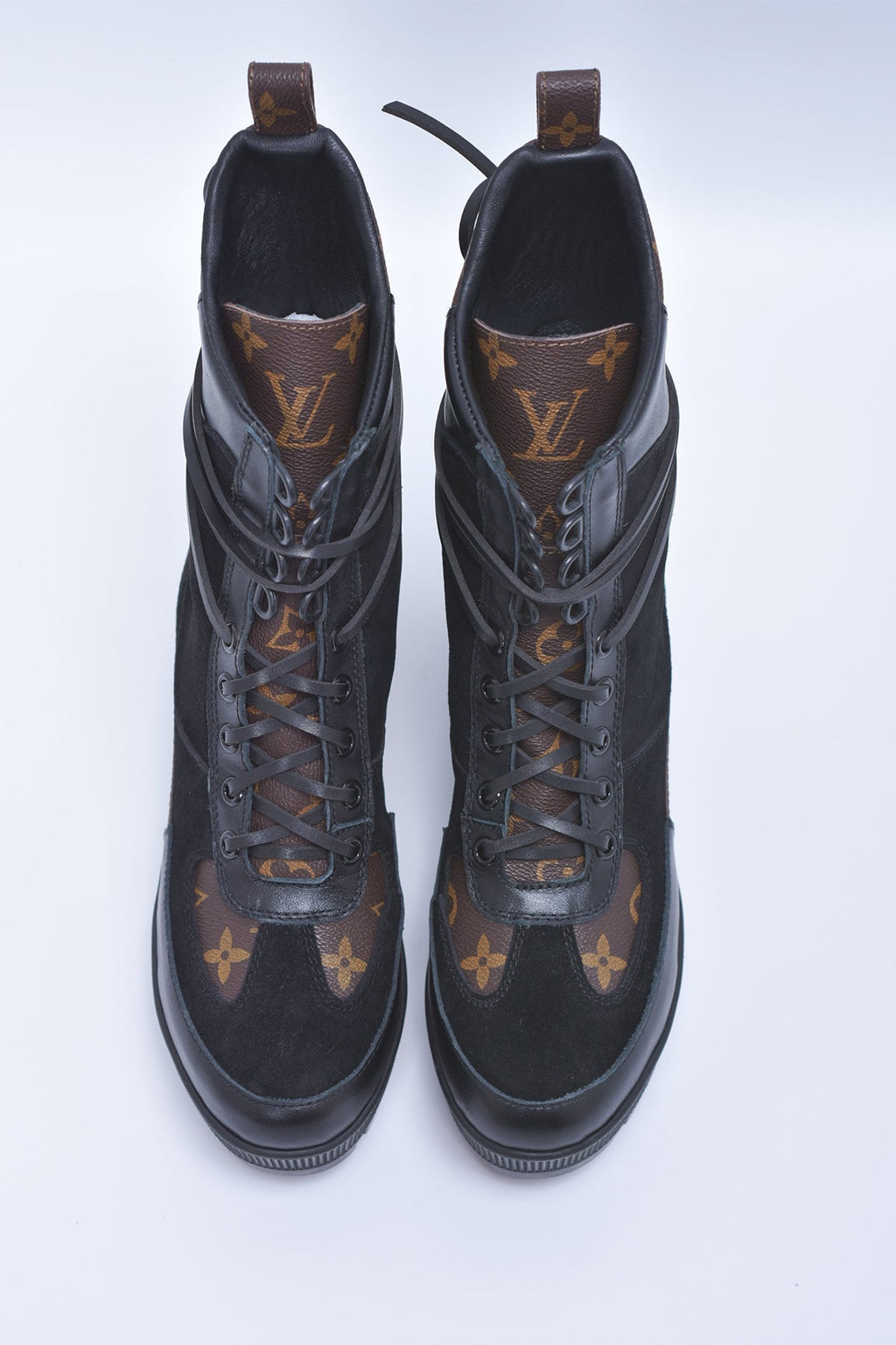 86434 Women Shoes - 24HEARTZ
