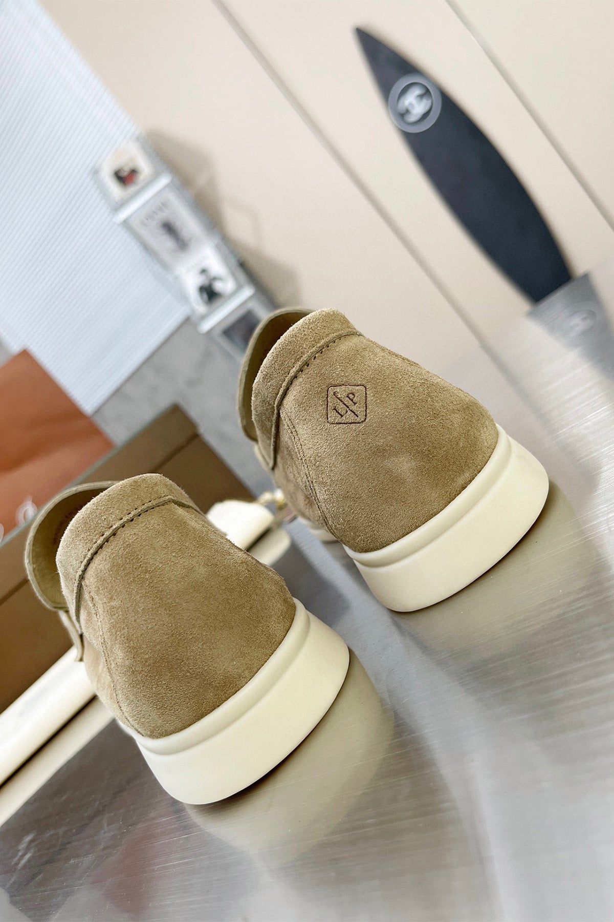 96972 Women Shoes - 24HEARTZ