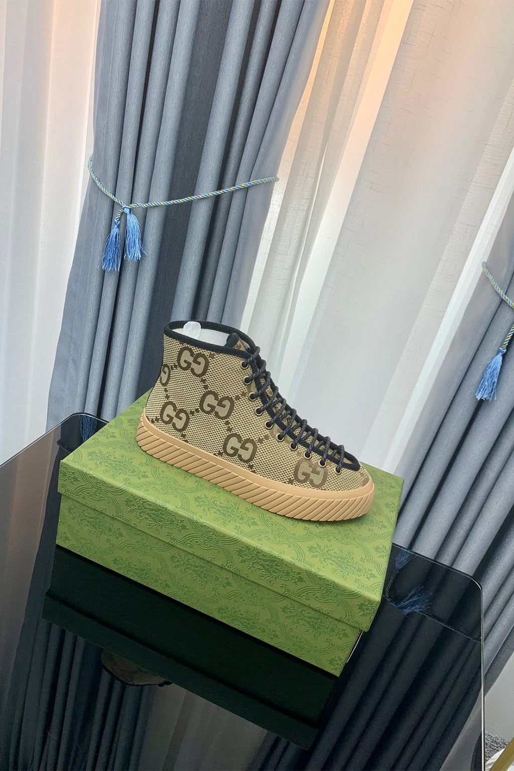 98387 Women Shoes - 24HEARTZ