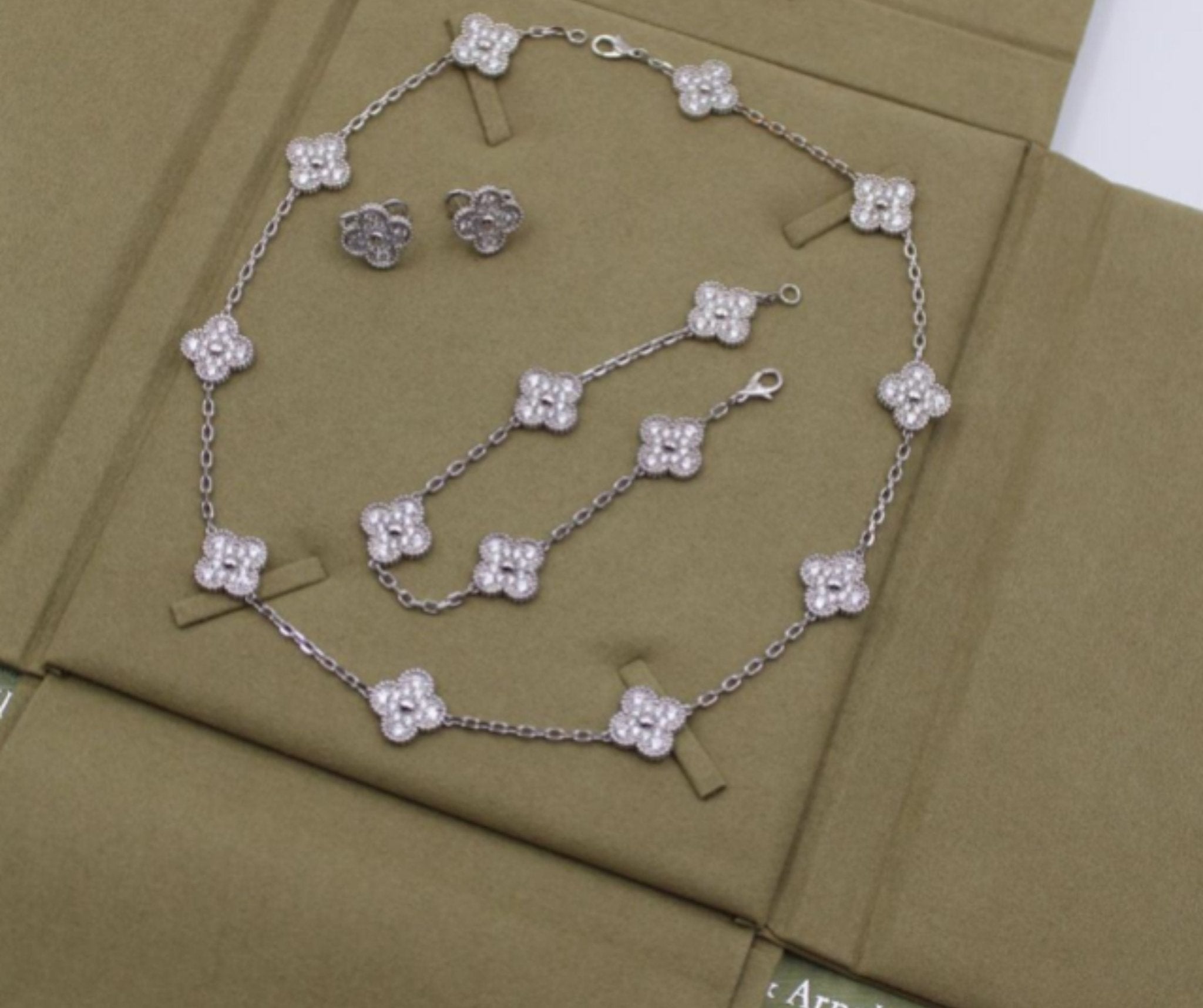 ACCESORY 174 - 24HEARTZ