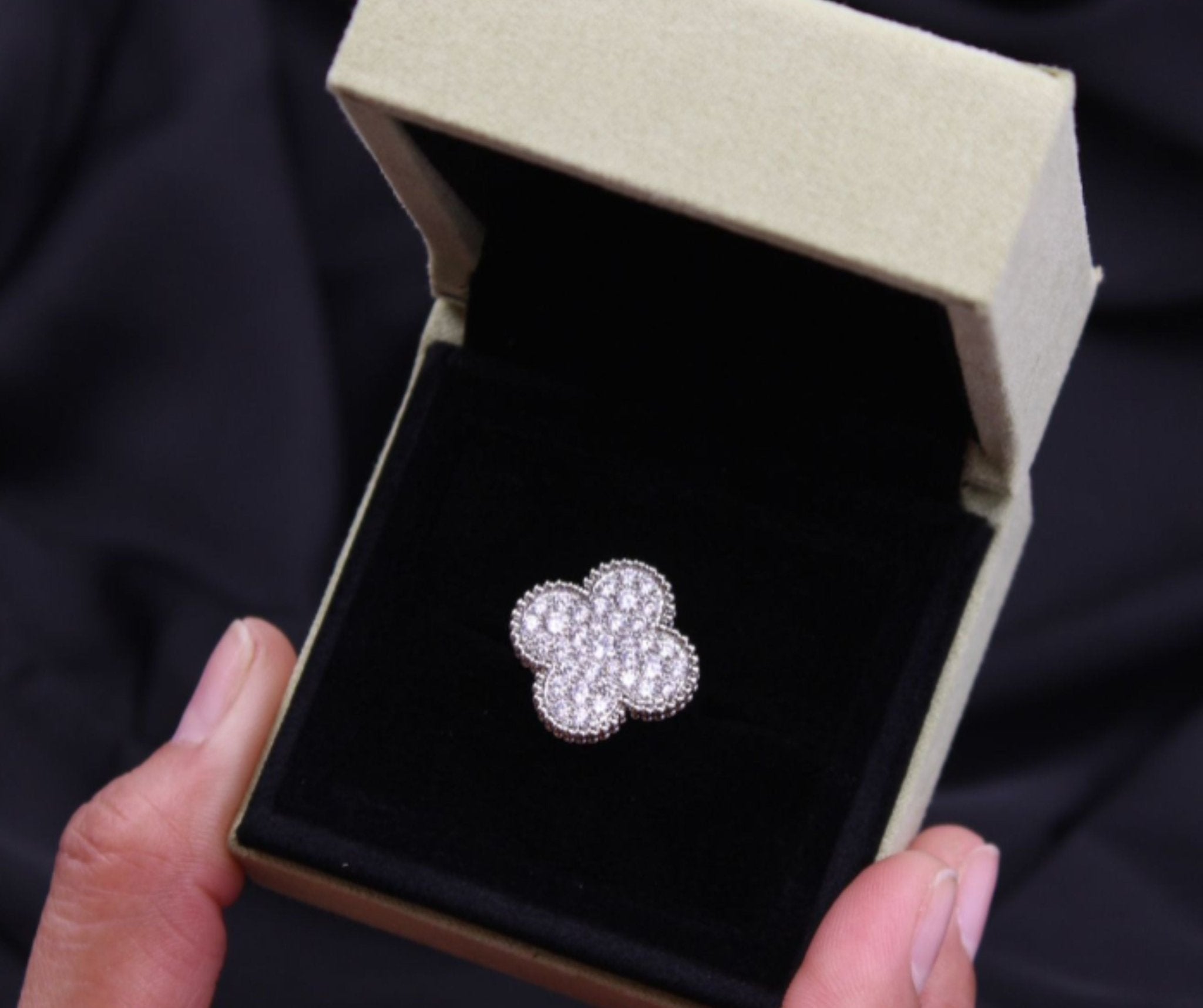 ACCESORY 297 - 24HEARTZ