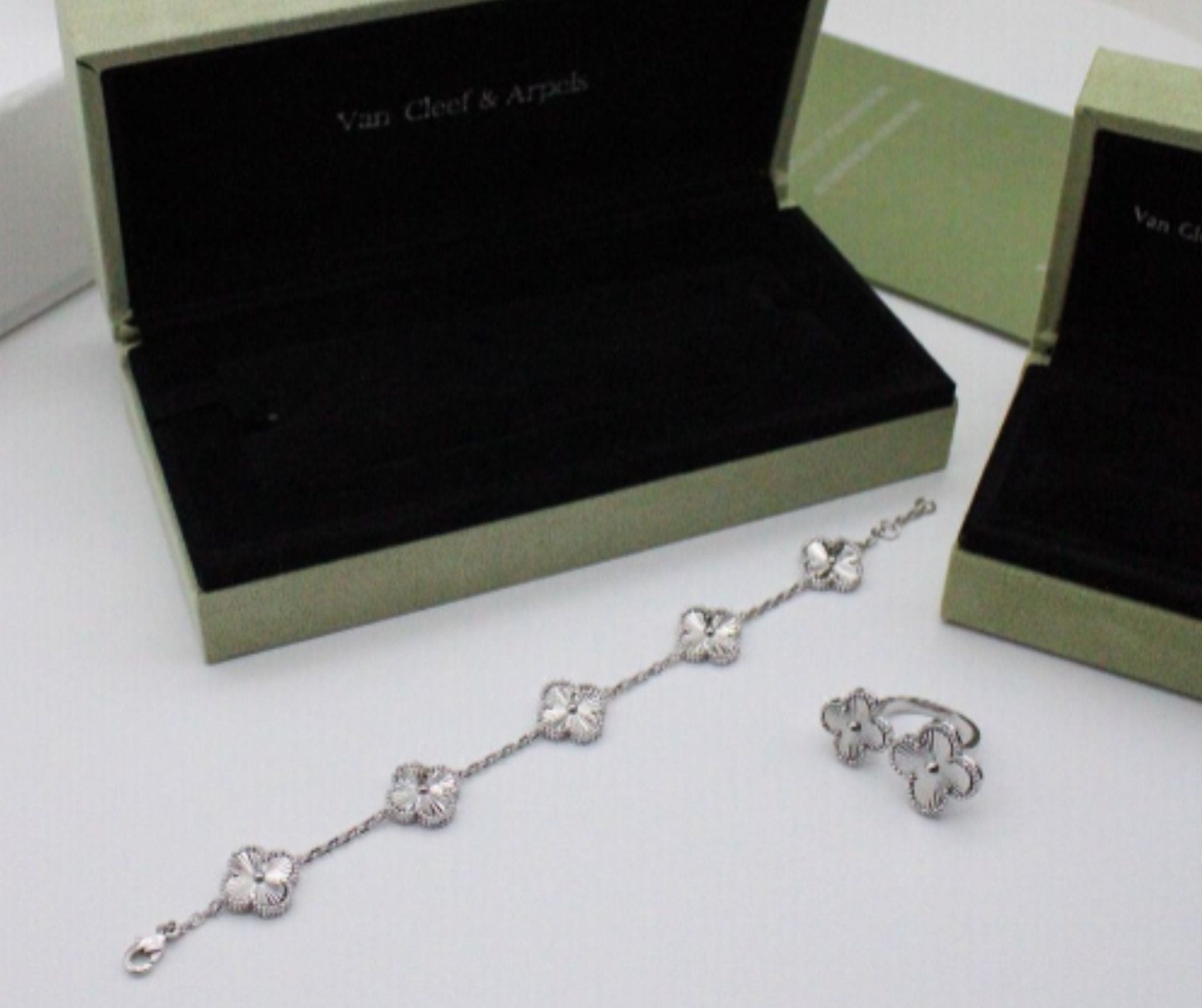 ACCESORY 39 - 24HEARTZ