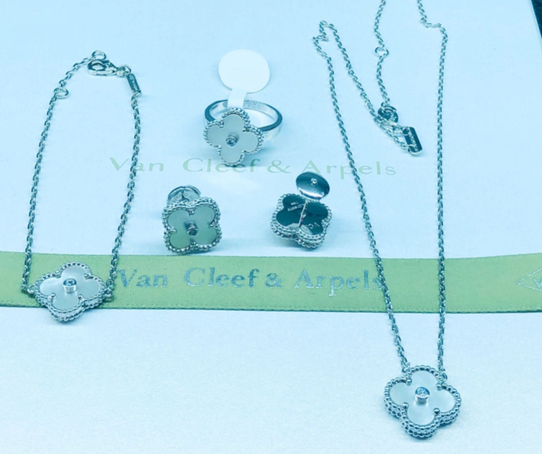 ACCESORY 42 - 24HEARTZ