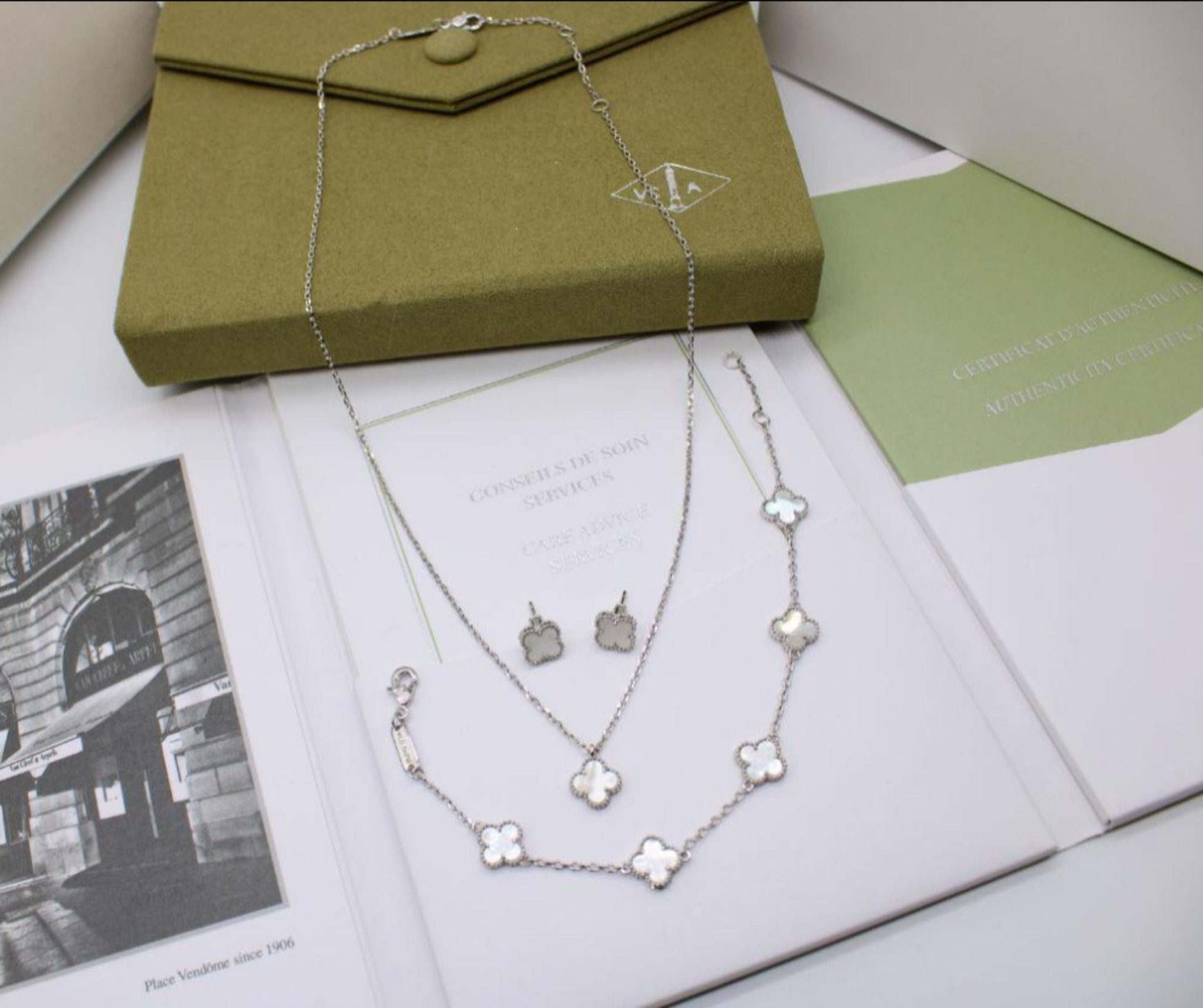 ACCESORY 77 - 24HEARTZ