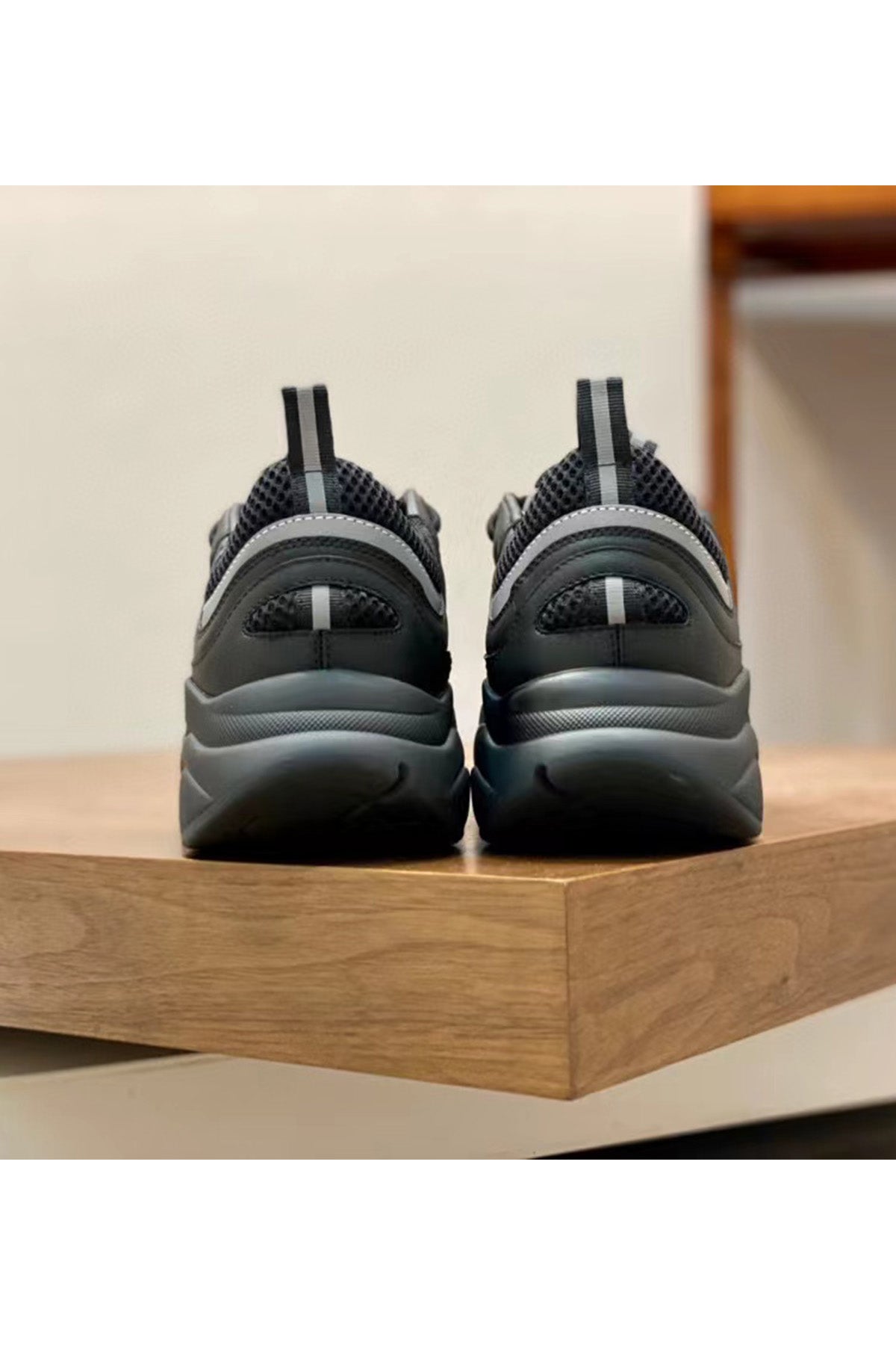 B22 Sneaker Women Shoes - 24HEARTZ
