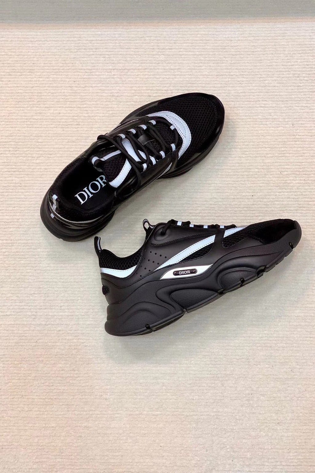 B22 Sneaker Women Shoes - 24HEARTZ