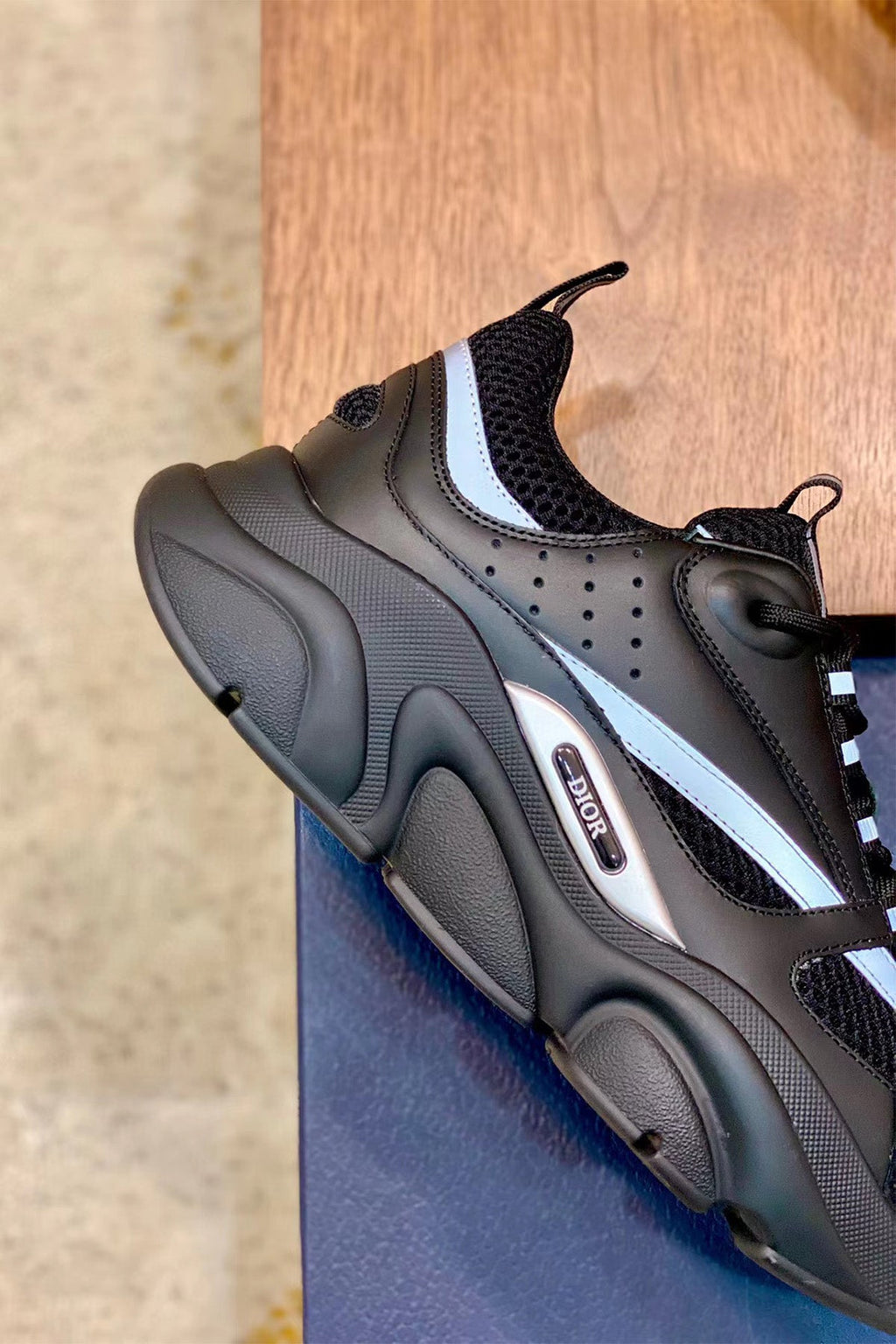 B22 Sneaker Women Shoes - 24HEARTZ
