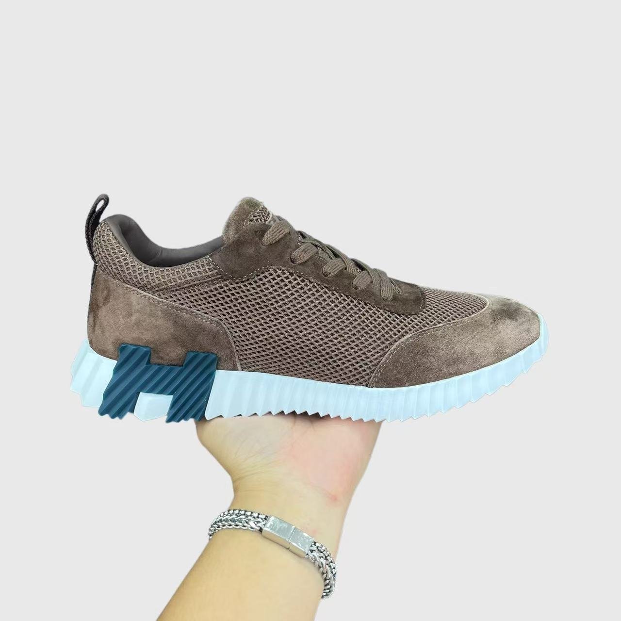 Bouncing Sneaker Women Shoes - 24HEARTZ