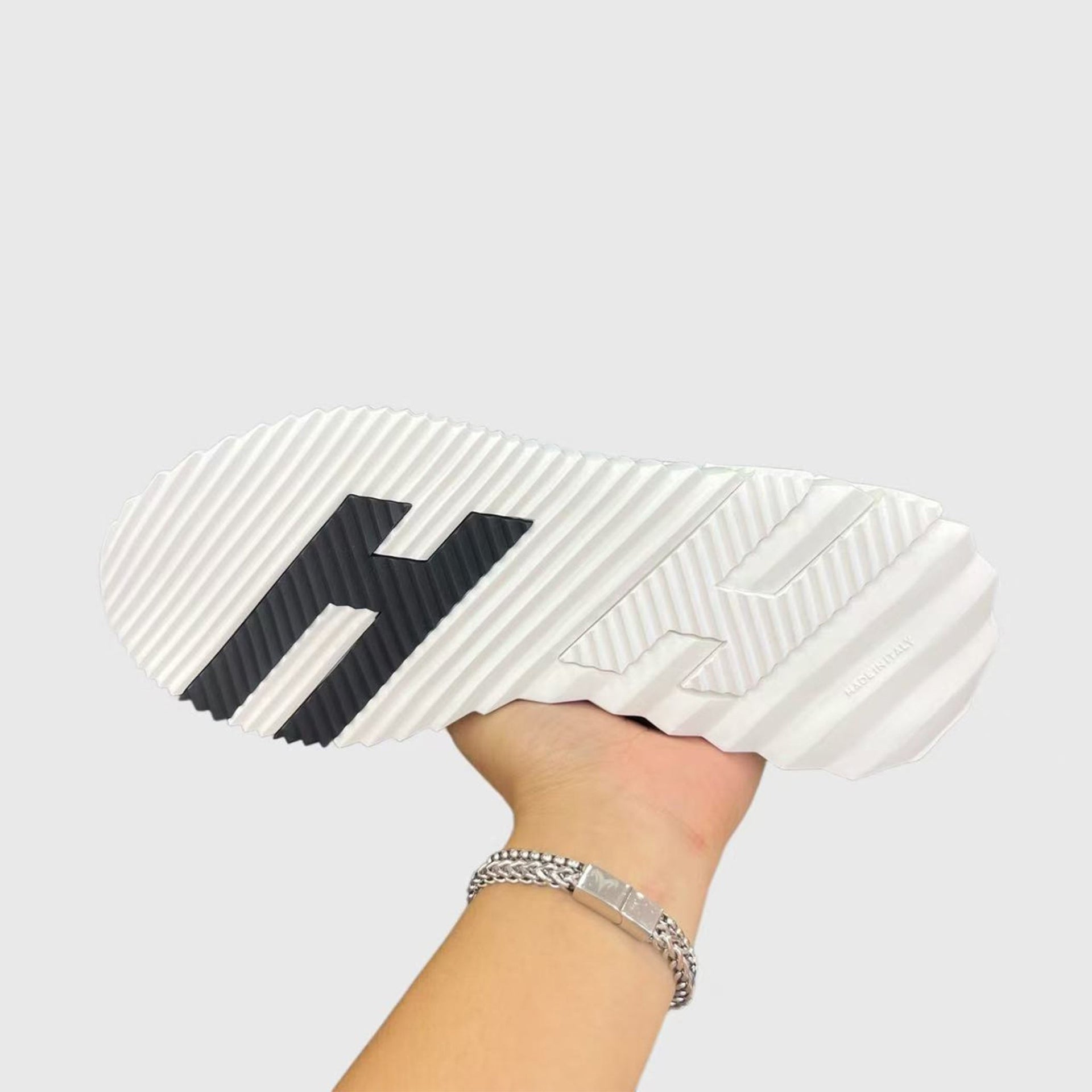 Bouncing Sneaker Women Shoes - 24HEARTZ